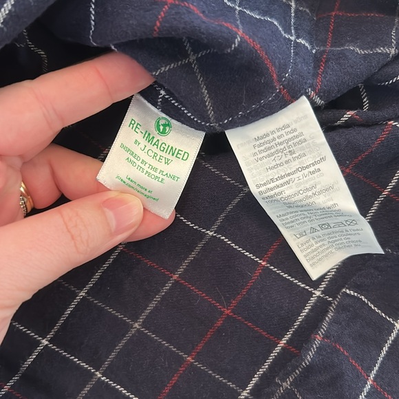 J. Crew Men's Classic Flannel Navy Plaid Shirt - Picture 3 of 8